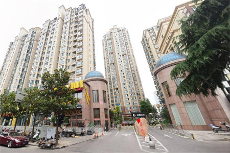 新上！急售好房，翰墨苑3室2厅1卫108m2精装